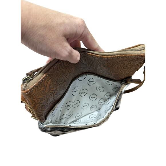 MYRA Leather Western Cow Hair Animal Print Crossbody Bag Tooled Leather - Picture 4 of 7